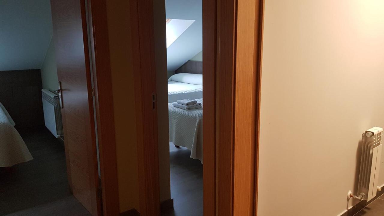Hotel El Balcon Aviles Bagian luar foto