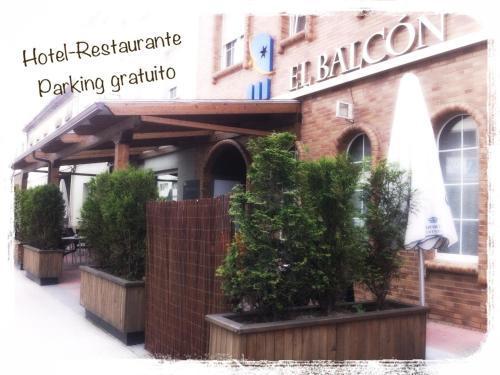 Hotel El Balcon Aviles Bagian luar foto